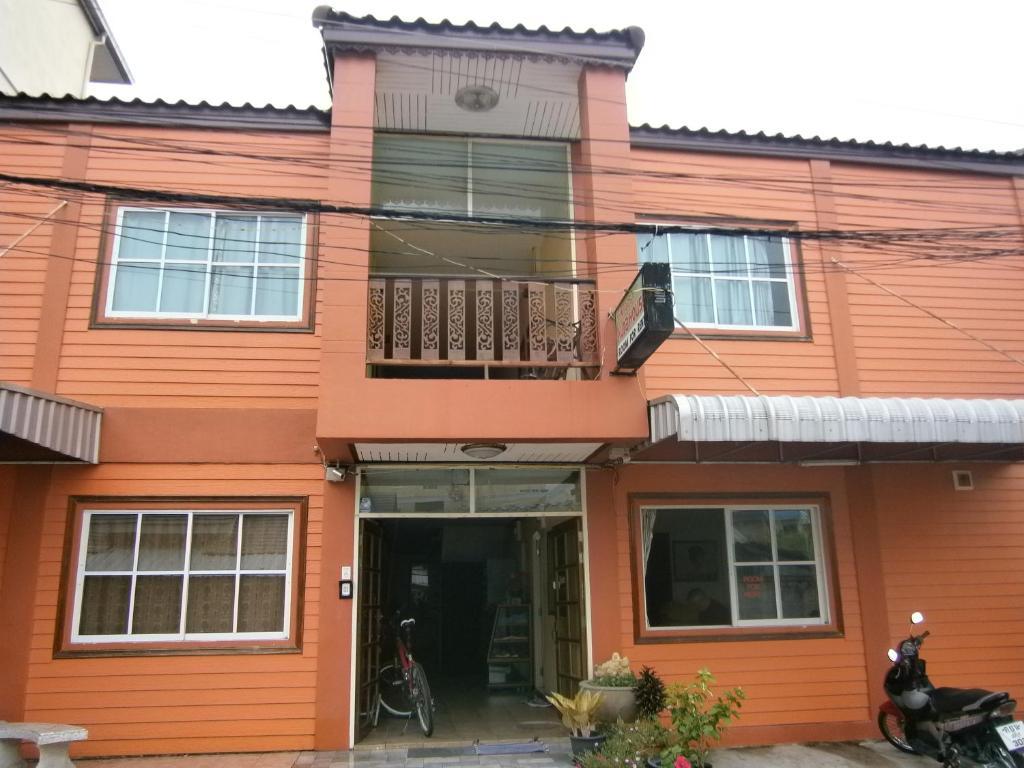 Hotel Aura House Pattaya Exterior foto