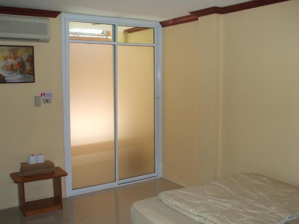 Hotel Aura House Pattaya Exterior foto