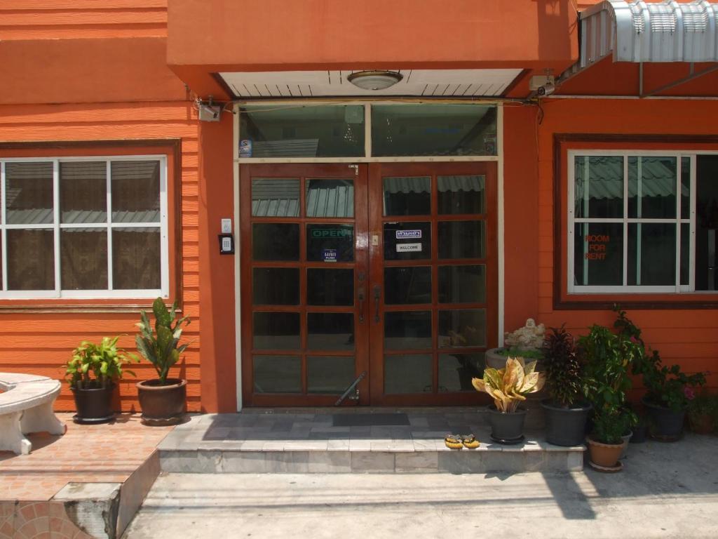 Hotel Aura House Pattaya Exterior foto
