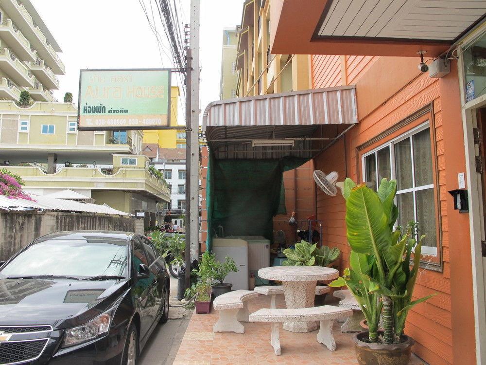Hotel Aura House Pattaya Exterior foto